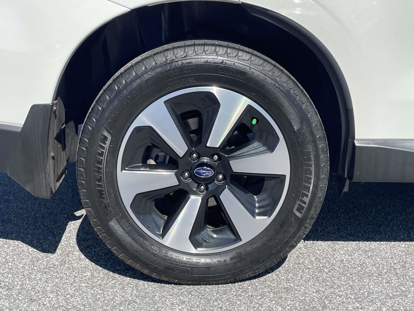 Used 2017 Subaru Forester 2.5i Premium AWD/4WD image 35