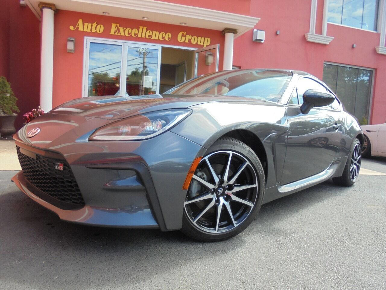 Used 2022 Toyota GR86 RWD image 40