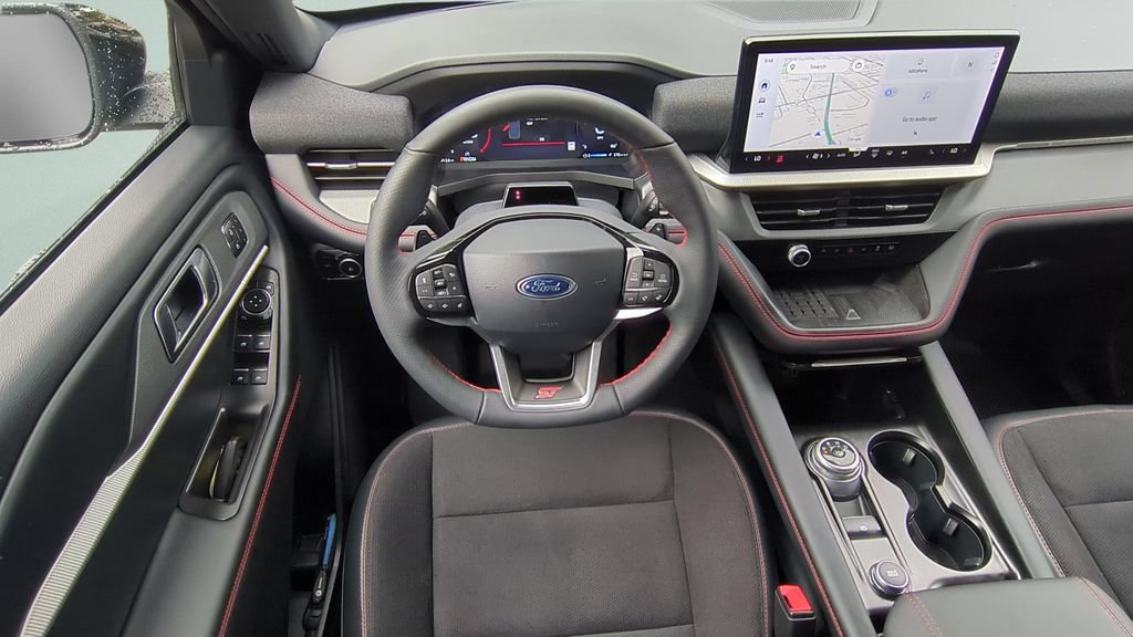 Used 2025 Ford Explorer ST RWD image 12