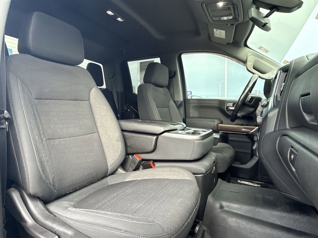 Used 2020 Chevrolet Silverado 1500 LT w/ All-Star Edition image 25