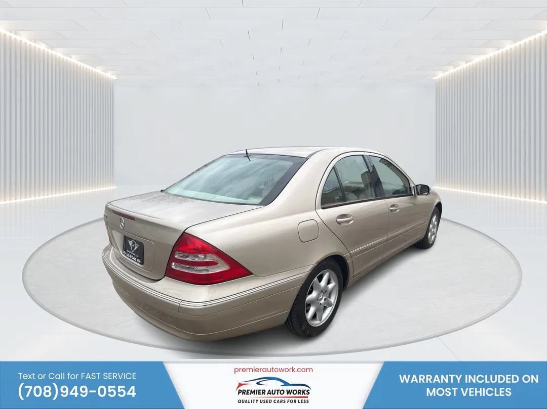 Used 2001 Mercedes-Benz C 320 Sedan image 4
