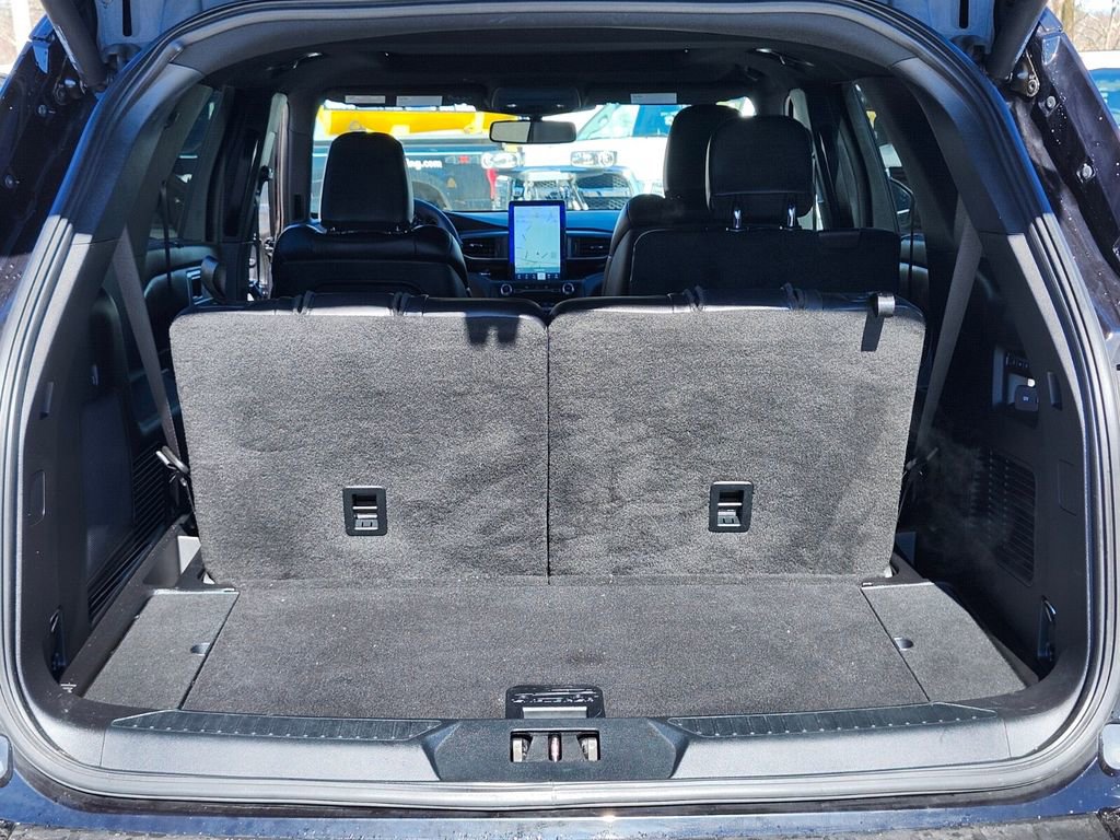 Used 2020 Ford Explorer ST w/ Premium Technology Package image 34