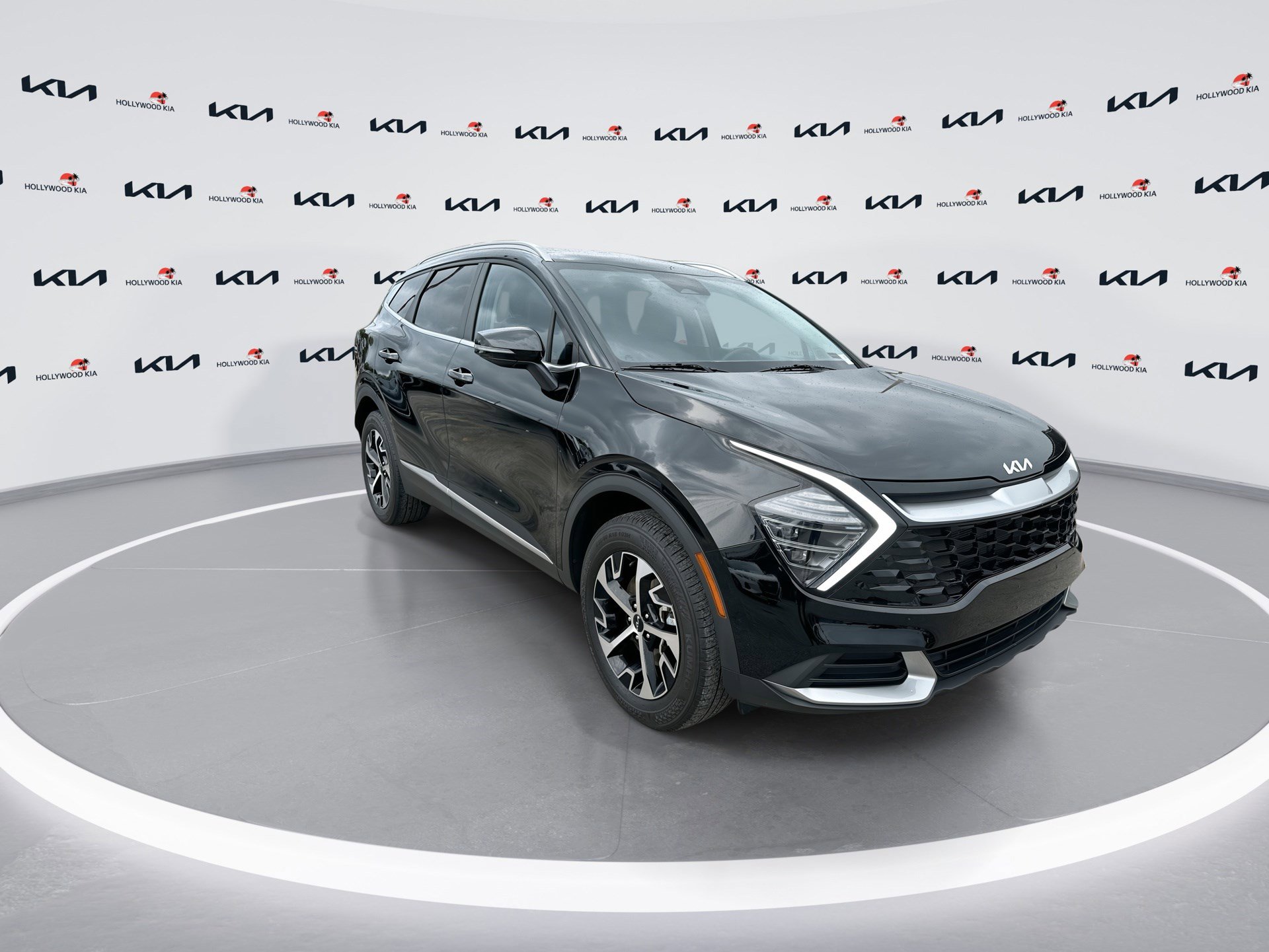 Certified 2024 Kia Sportage EX image 2