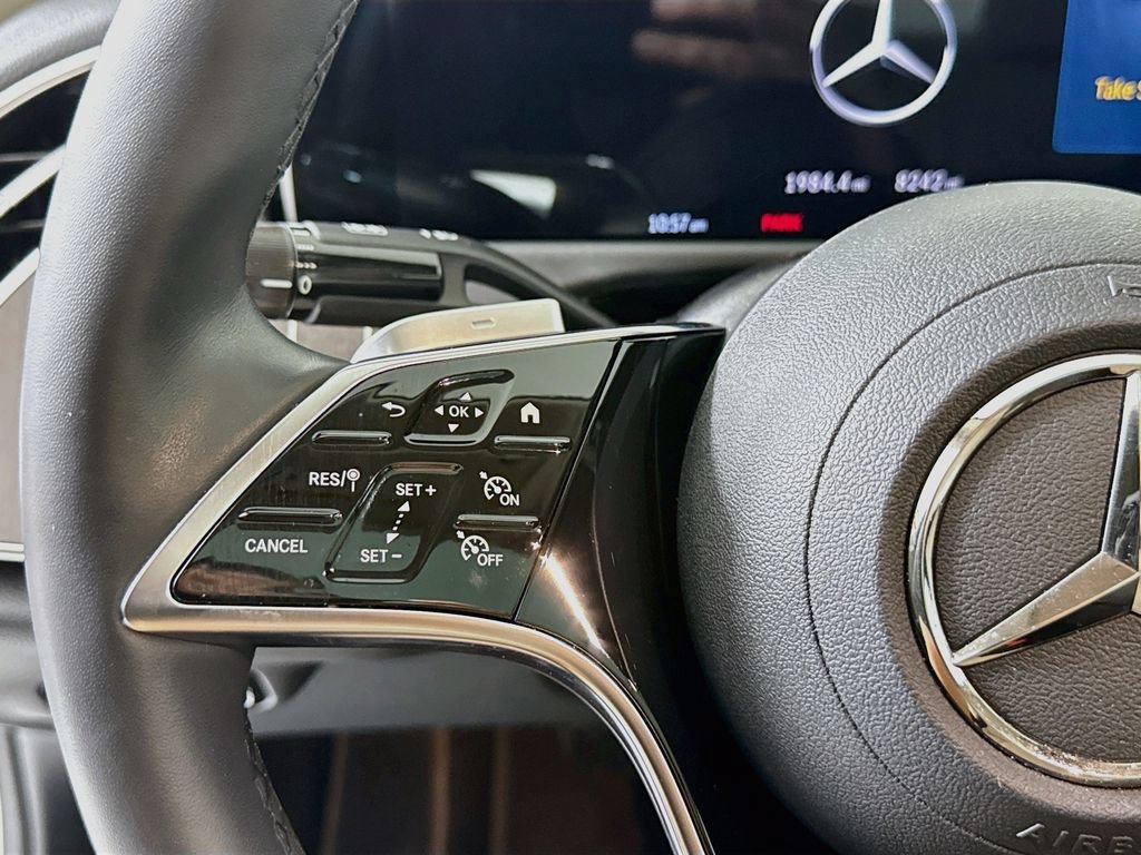 Used 2025 Mercedes-Benz E 350 Sedan image 11