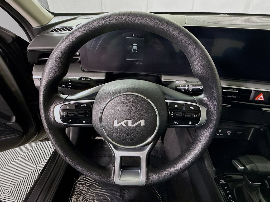 Certified 2025 Kia K5 LXS FWD image 20