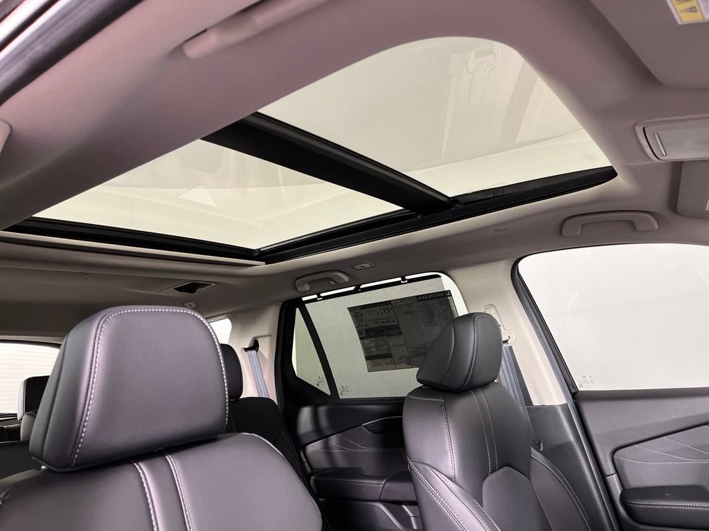New 2026 Honda Pilot Touring image 11