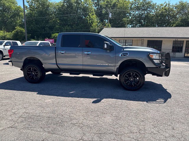 Used 2018 Nissan Titan SV AWD/4WD image 10