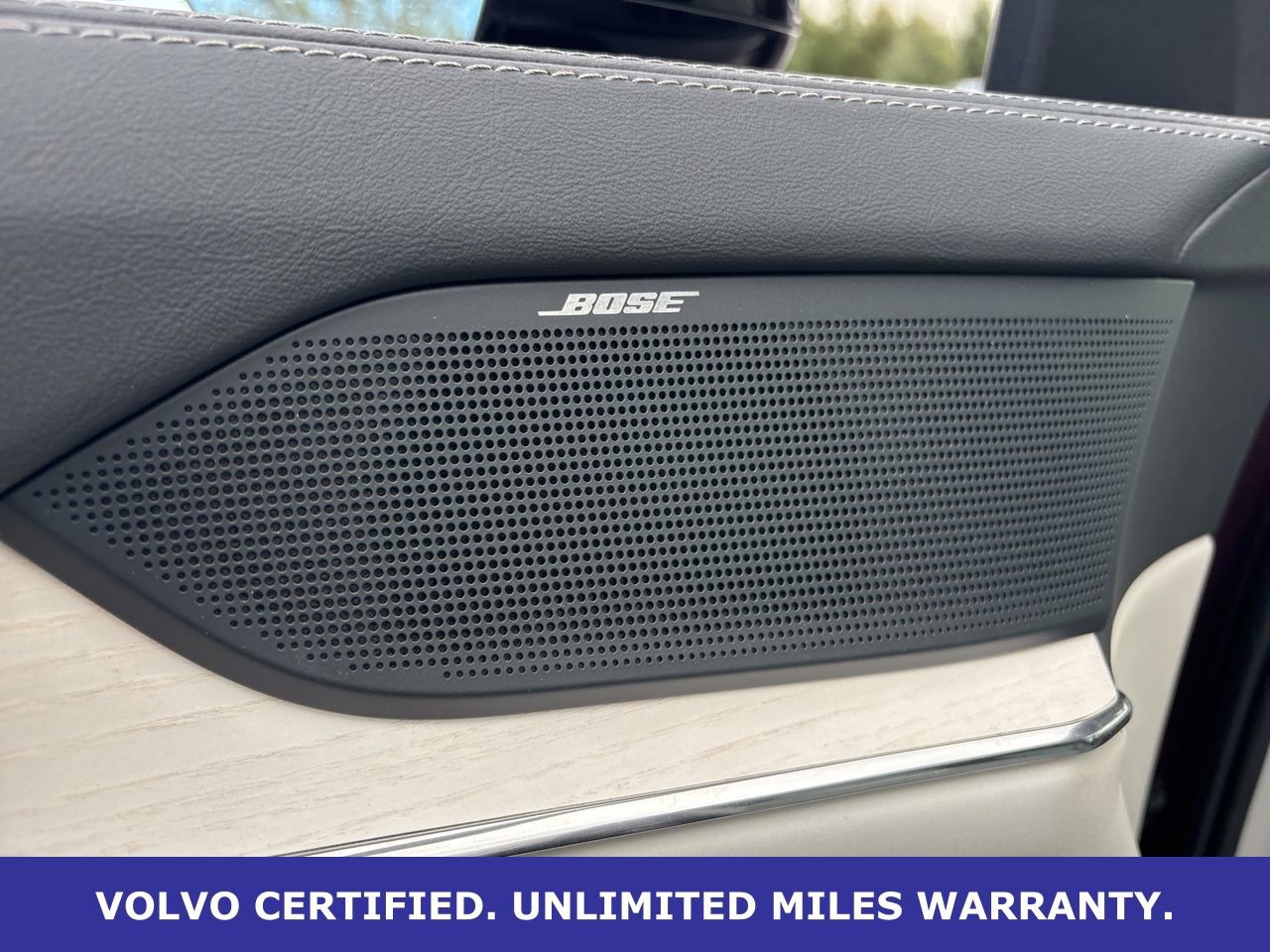 Used 2025 Volvo EX90 Plus image 17