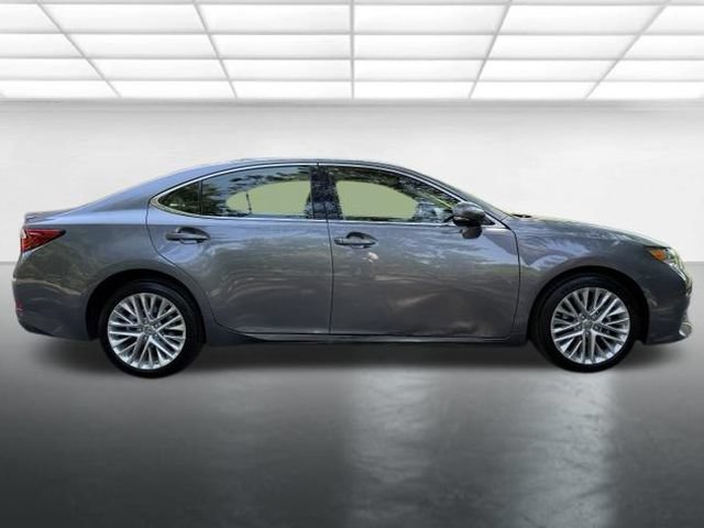 Used 2014 Lexus ES 350 w/ Luxury Package FWD image 7