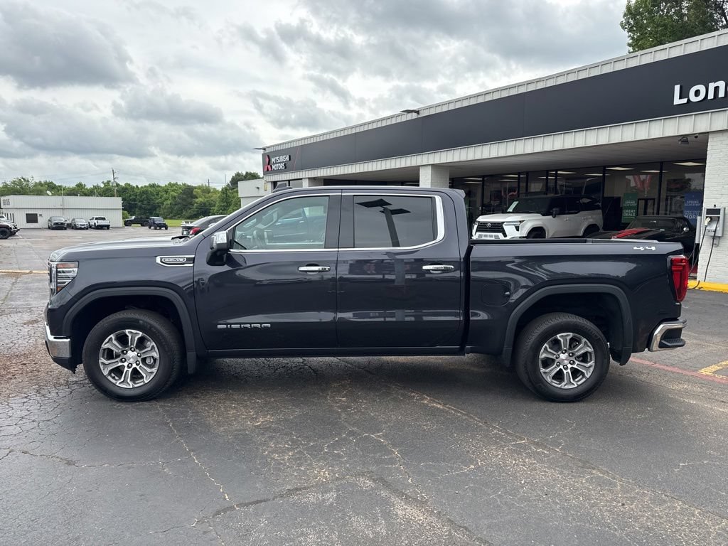 Used 2024 GMC Sierra 1500 SLT AWD/4WD image 10