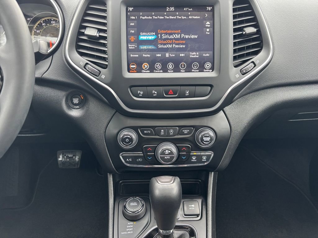Used 2023 Jeep Cherokee Altitude Lux w/ Lux Elite Package image 12