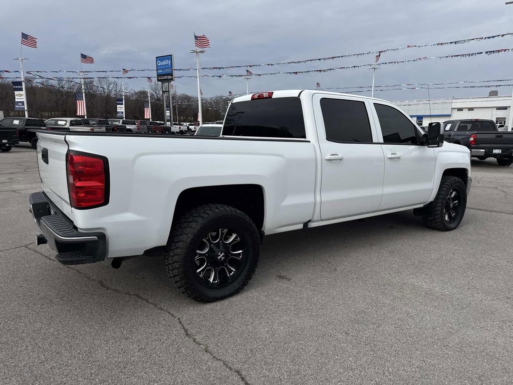 Used 2018 Chevrolet Silverado 1500 LT w/ Trailering Package AWD/4WD image 5