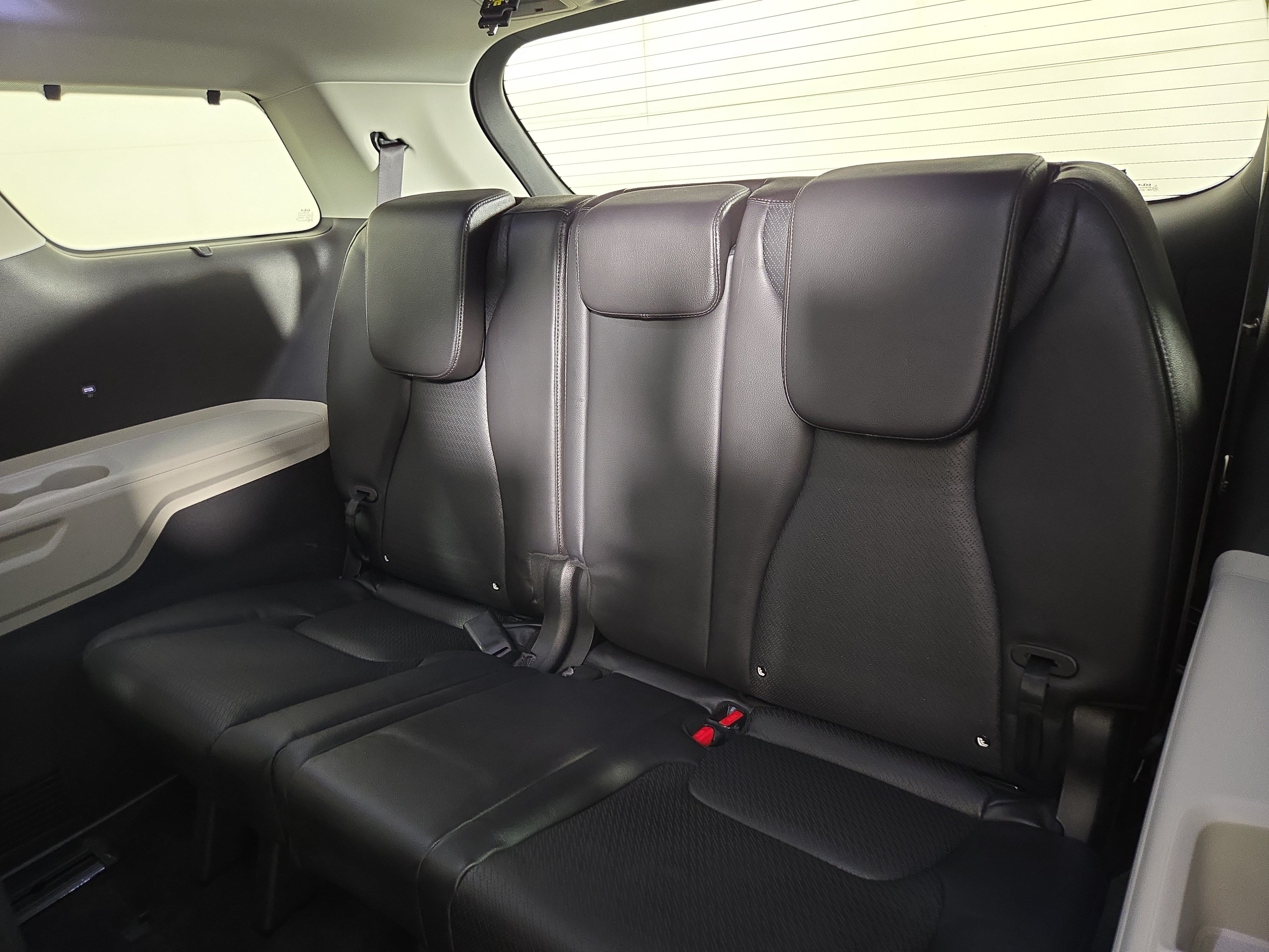 Used 2024 Kia Carnival SX Prestige FWD image 14
