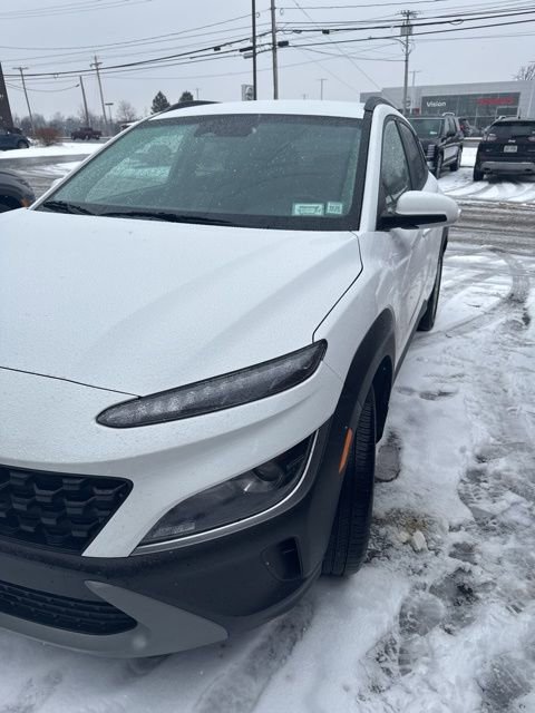 Certified 2023 Hyundai Kona SEL image 3