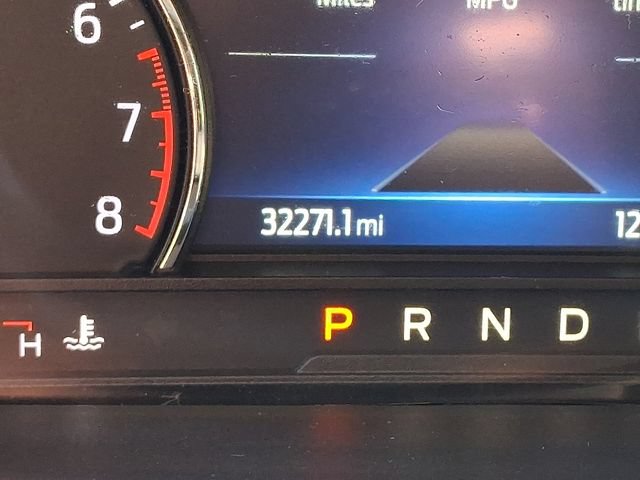 Used 2022 Ford Explorer XLT w/ Equipment Group 202A AWD/4WD image 20