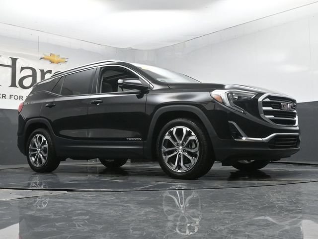 Used 2020 GMC Terrain SLT w/ Preferred Package FWD image 2