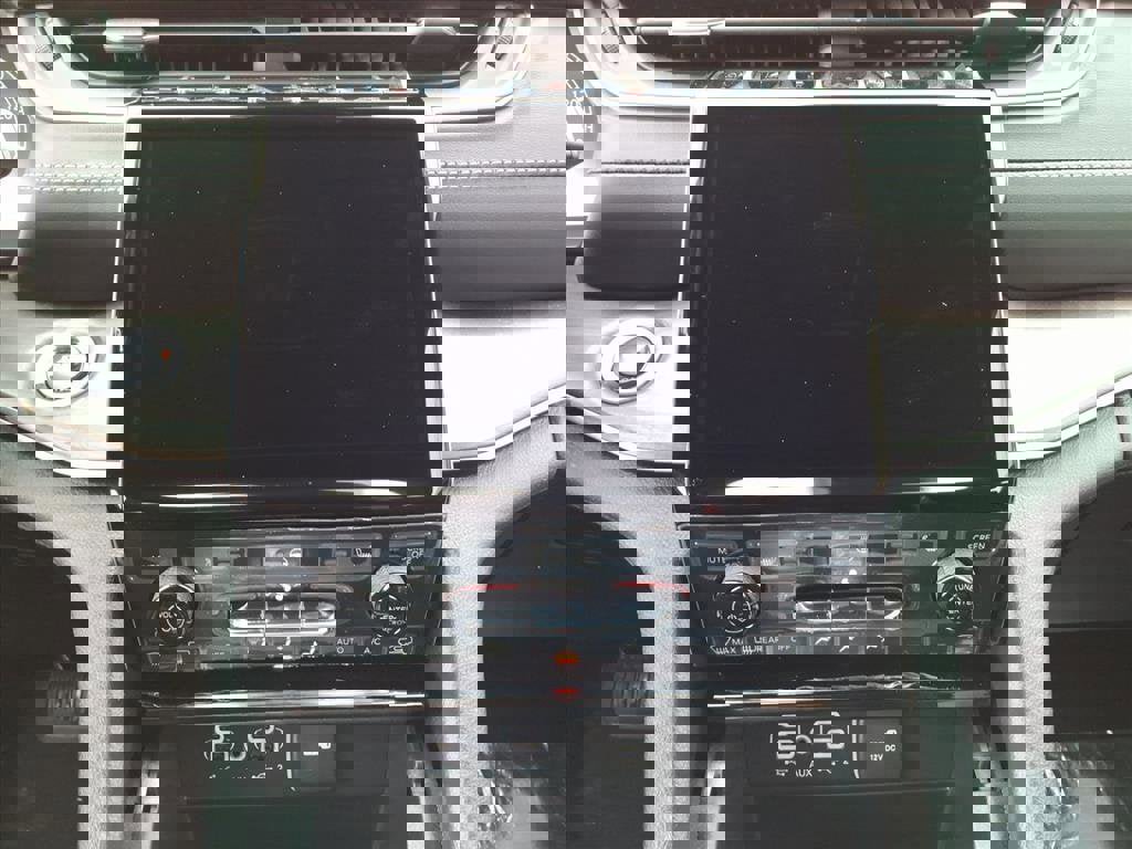 New 2025 Jeep Grand Cherokee Limited w/ Trailer Tow Package image 11