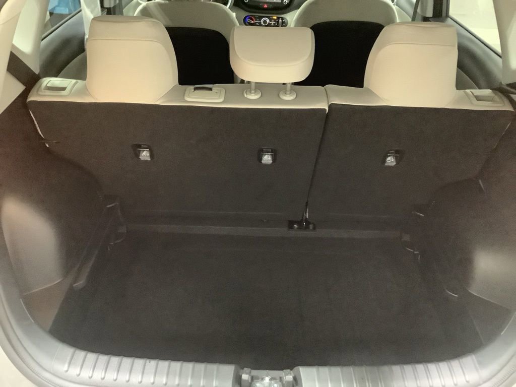 Certified 2025 Kia Soul LX w/ LX Technology Package image 16
