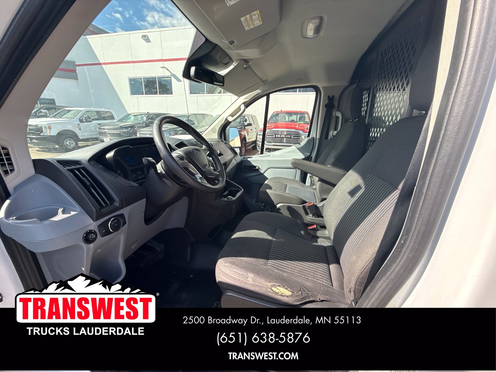 Used 2019 Ford Transit 250 130 Low Roof w/ Exterior Upgrade Package RWD image 13
