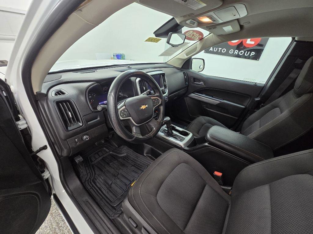 Used 2020 Chevrolet Colorado LT w/ Safety Package RWD image 14