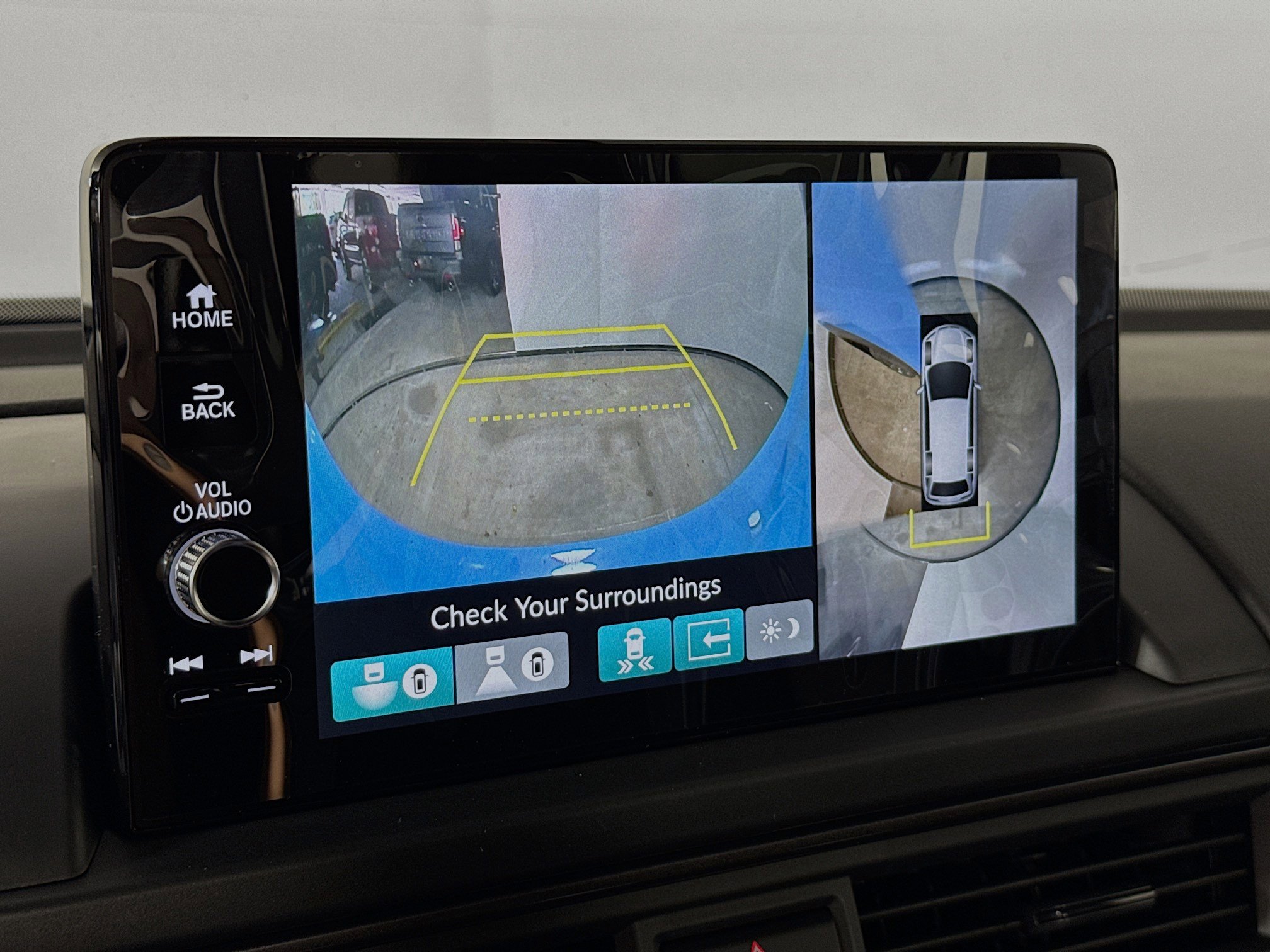 New 2025 Honda Pilot TrailSport image 14