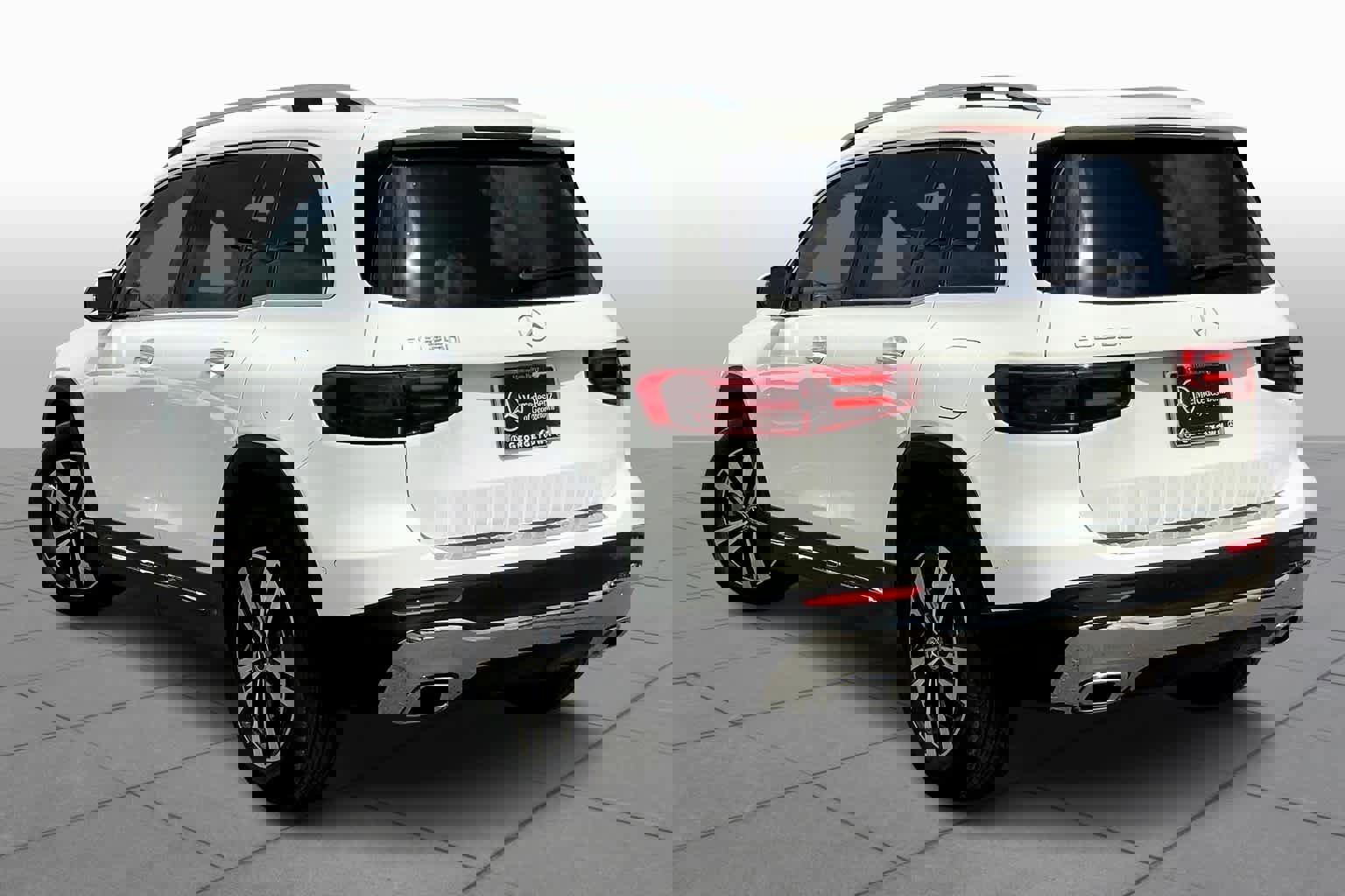 Used 2025 Mercedes-Benz GLB 250 GLB 250 image 4