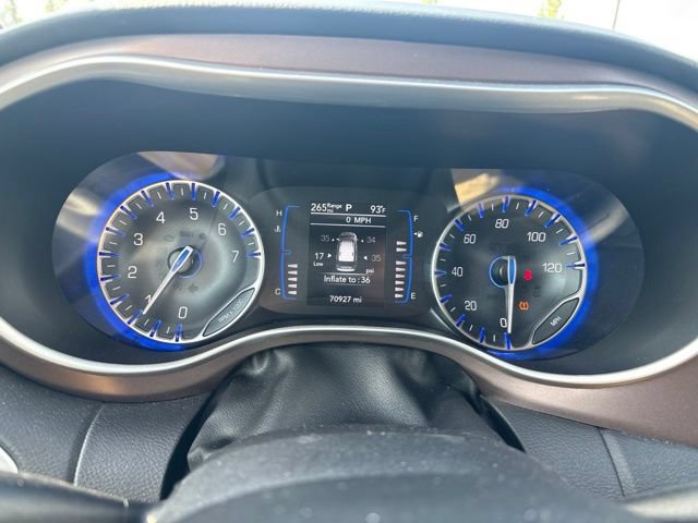 Used 2023 Chrysler Voyager LX FWD image 16