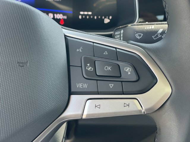 New 2027 Volkswagen Jetta SE FWD image 10