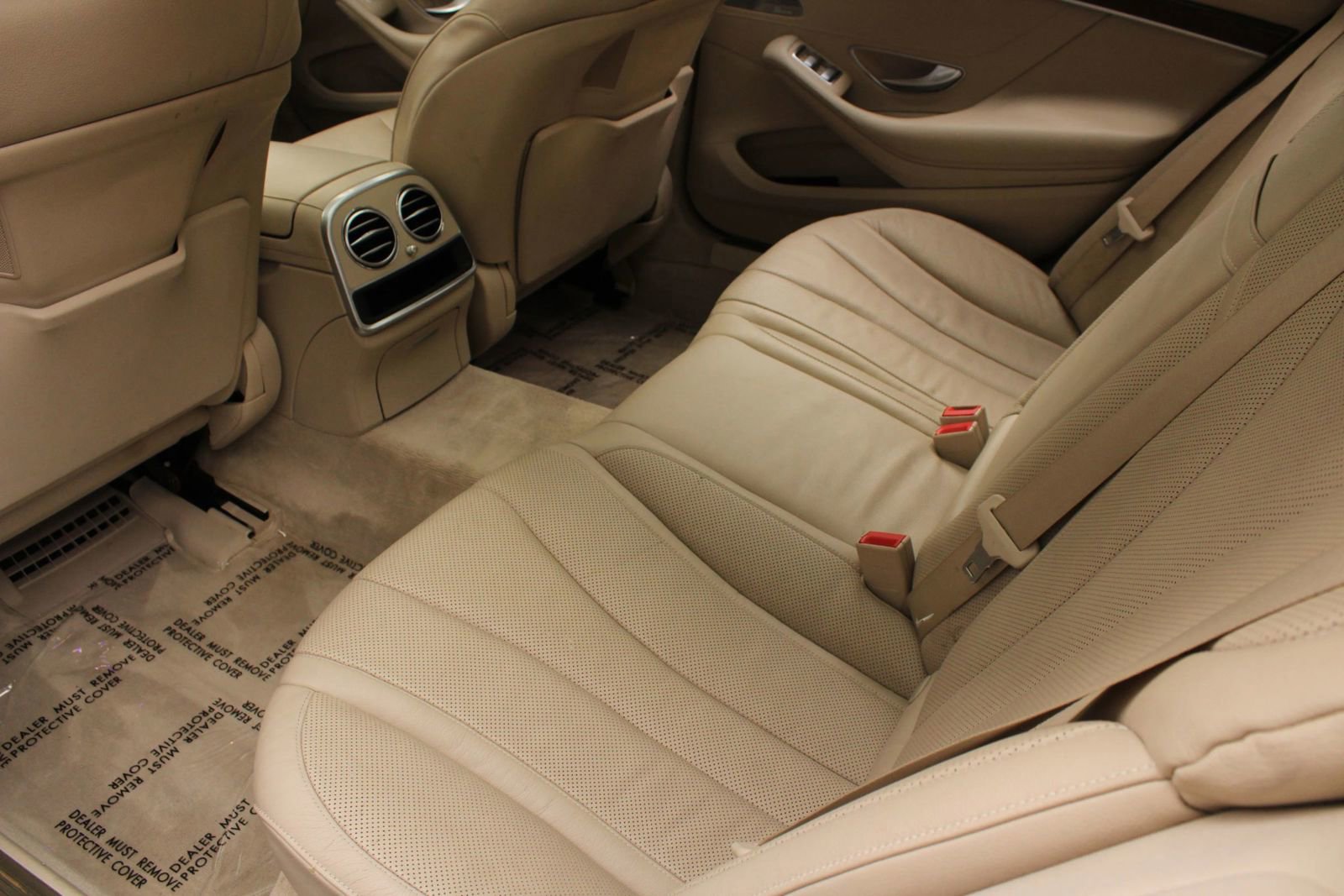 Used 2015 Mercedes-Benz S 550 Sedan image 19