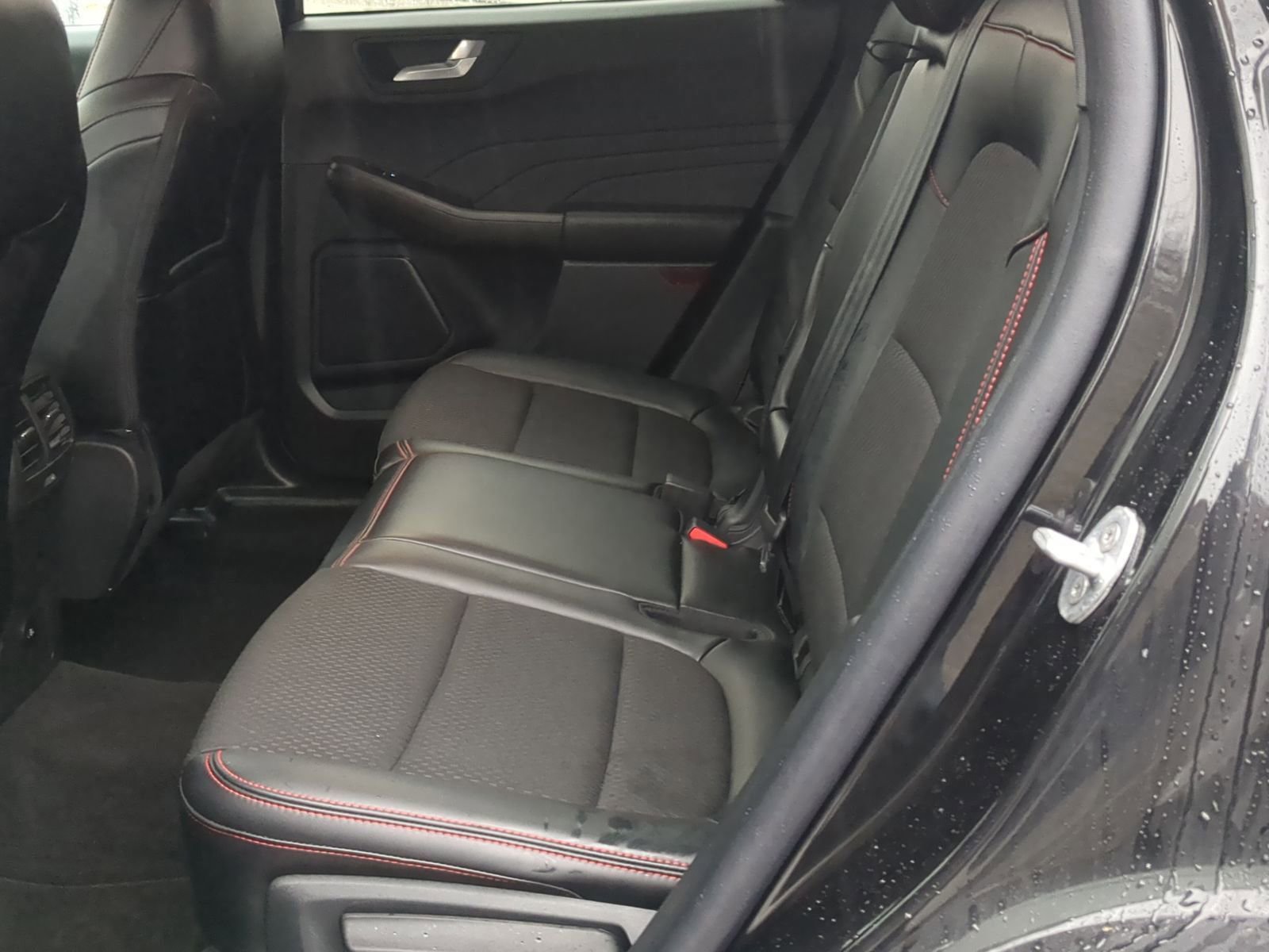 Used 2025 Ford Escape ST-Line image 22