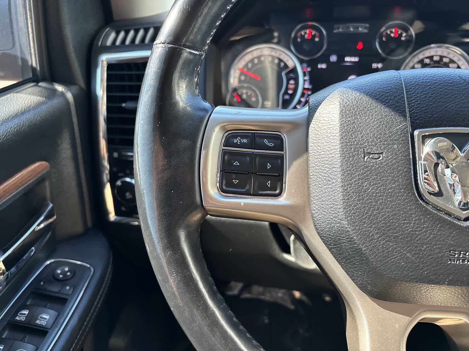 Used 2016 RAM 1500 Laramie w/ Convenience Group AWD/4WD image 14