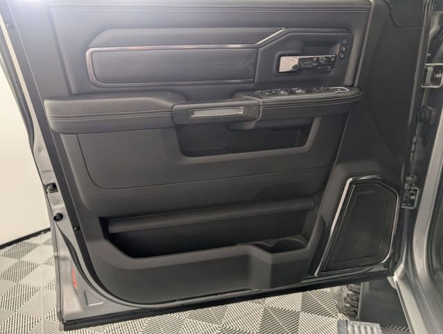 Used 2022 RAM 2500 Limited image 10