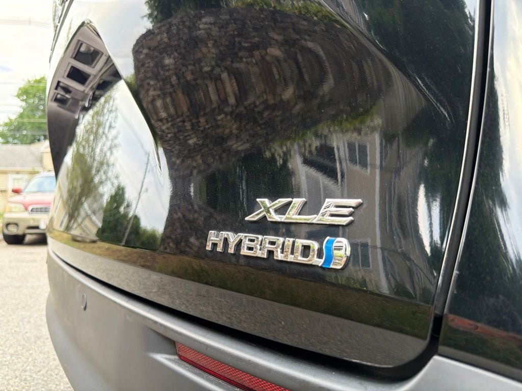 Used 2021 Toyota Sienna XLE AWD/4WD image 10
