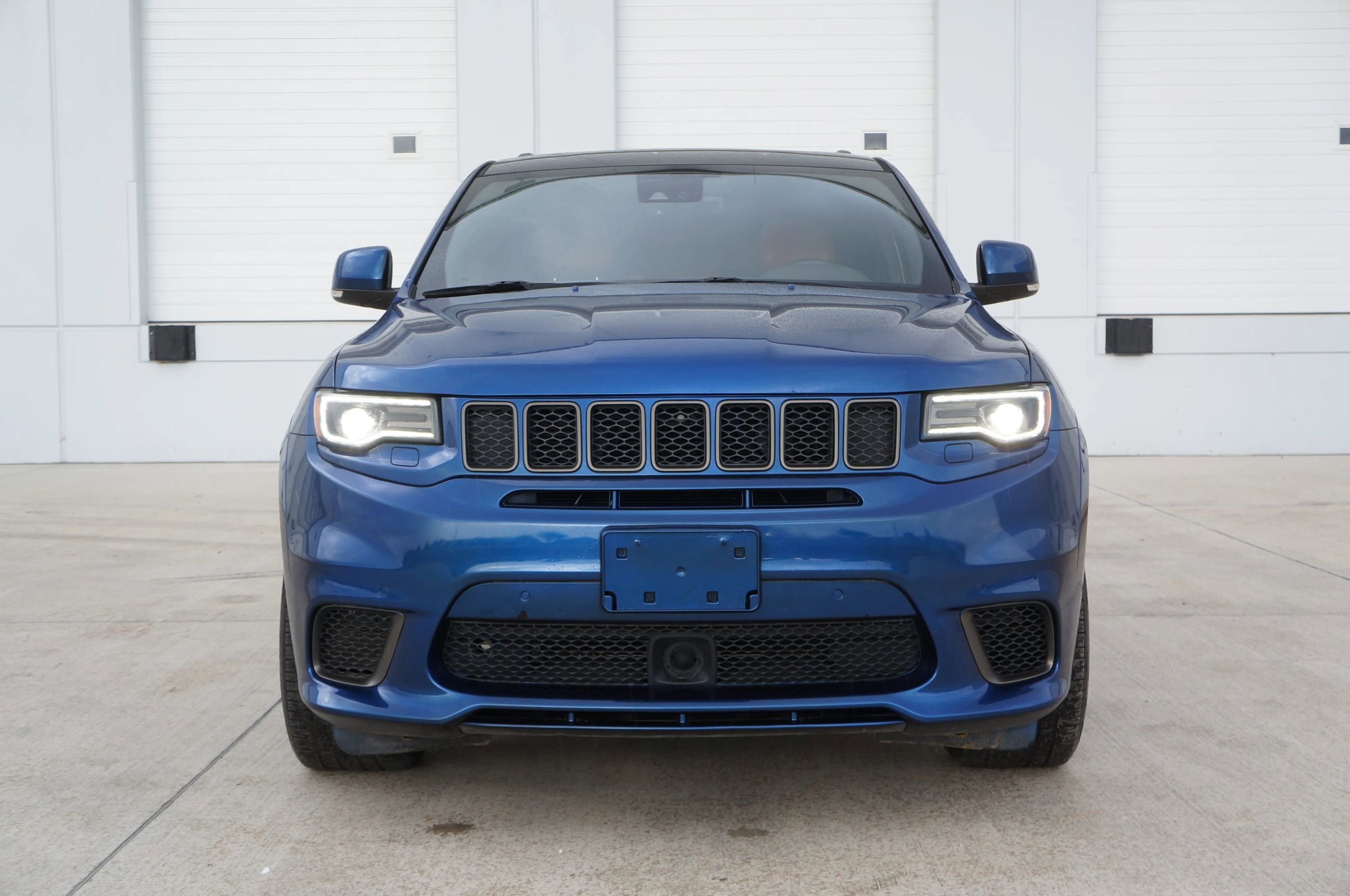 Used 2018 Jeep Grand Cherokee Trackhawk w/ Trailer Tow Group IV image 3