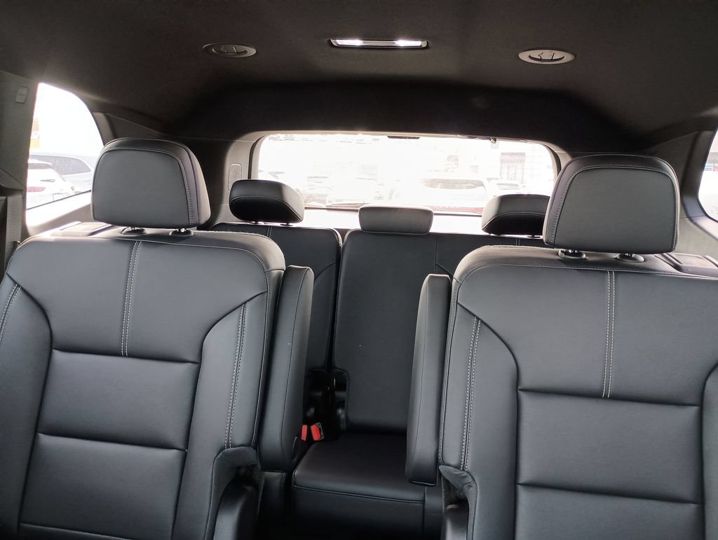New 2026 GMC Acadia Elevation w/ Elevation Premium Package FWD image 13