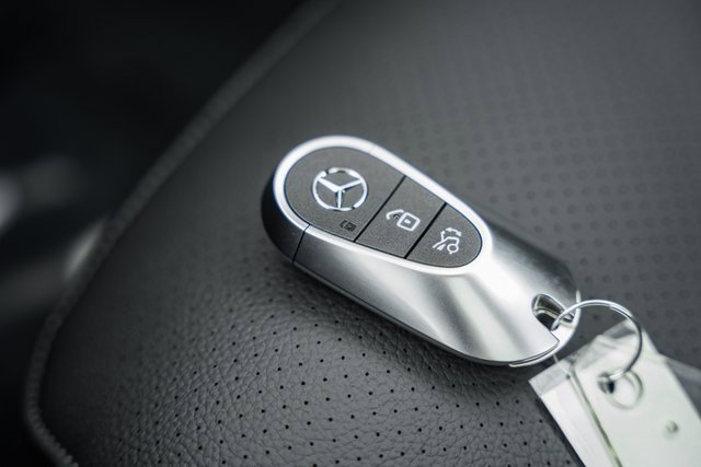 New 2025 Mercedes-Benz C 300 4MATIC Sedan image 44