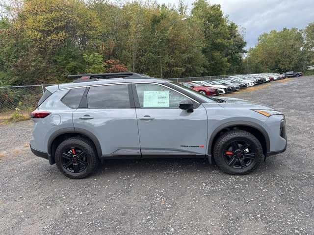 New 2026 Nissan Rogue SV image 4