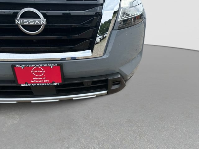 Used 2023 Nissan Pathfinder Platinum AWD/4WD image 10