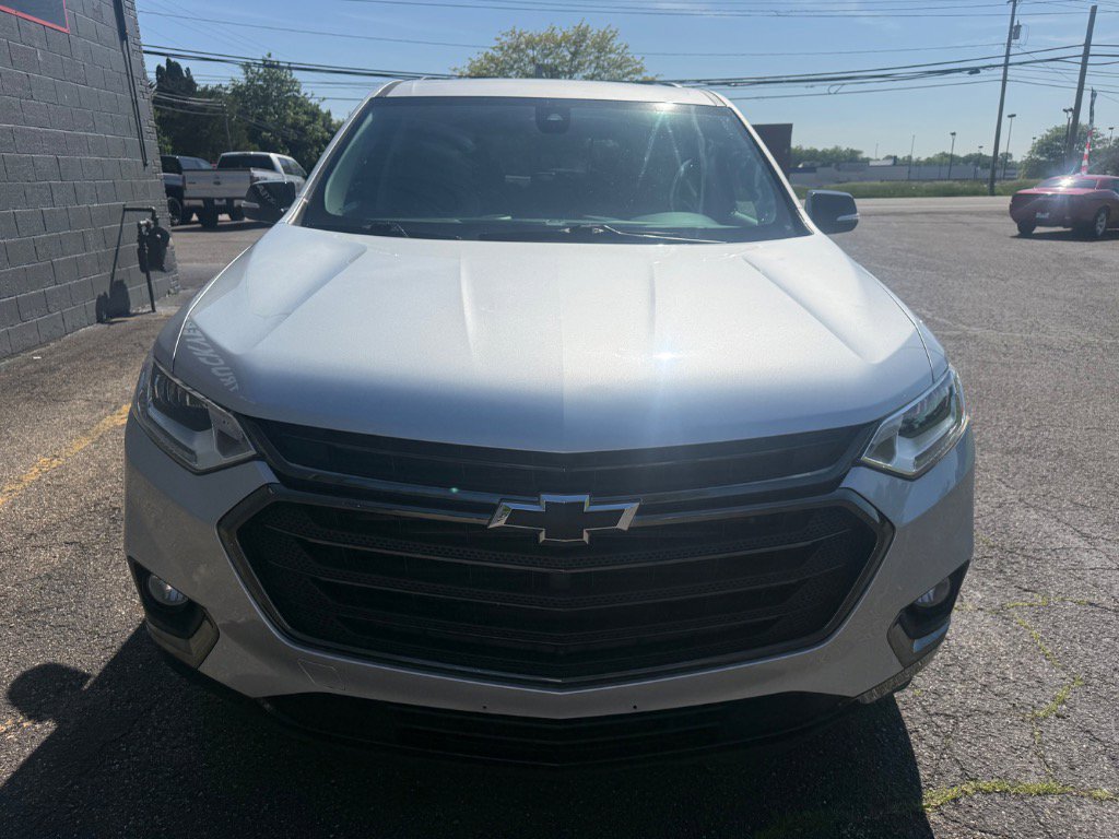Used 2019 Chevrolet Traverse Premier w/ Redline Edition AWD/4WD image 9