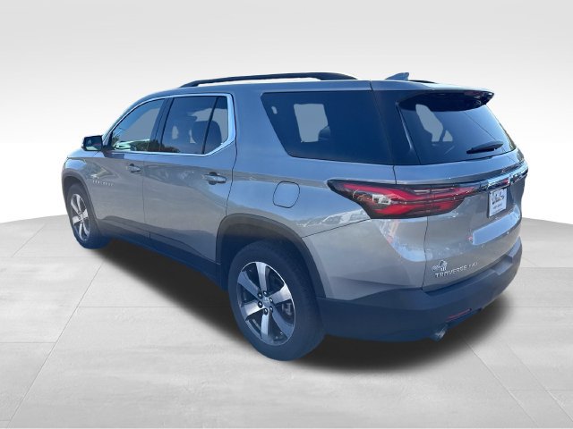 Used 2023 Chevrolet Traverse LT AWD/4WD image 3
