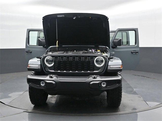 Used 2024 Jeep Gladiator Sport image 45