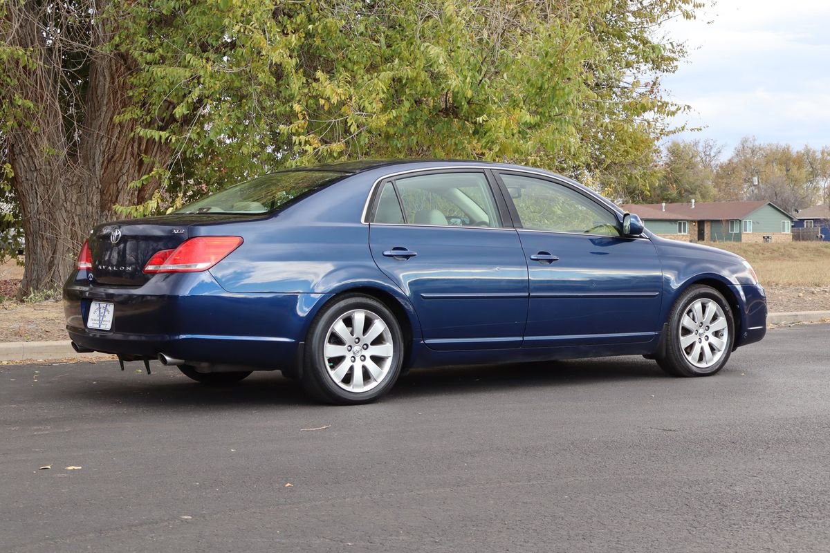 Used 2007 Toyota Avalon XL image 5