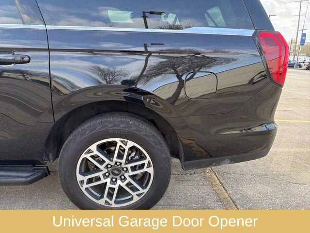 Used 2025 Ford Expedition Max Active image 10