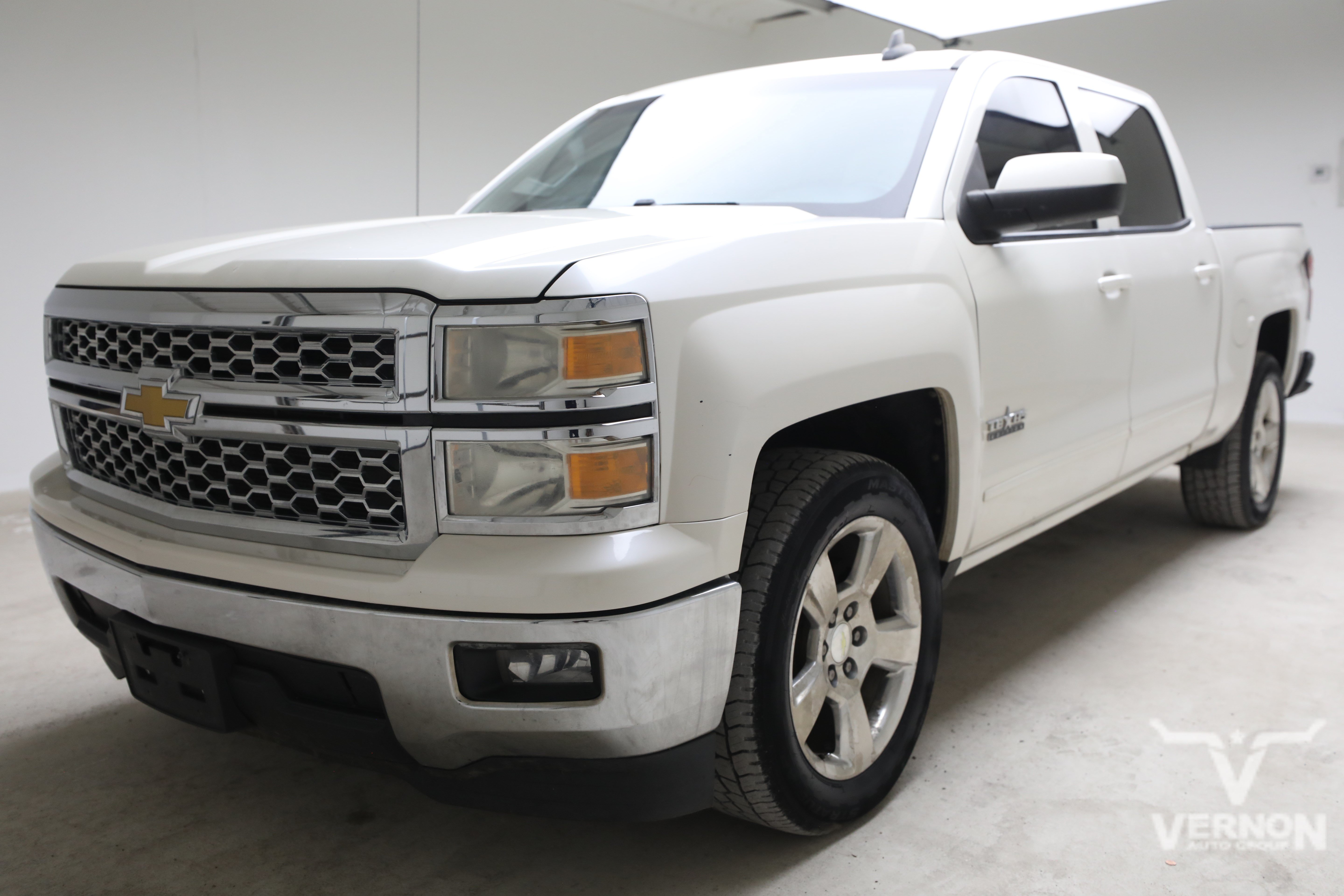 Used 2015 Chevrolet Silverado 1500 LT RWD image 1