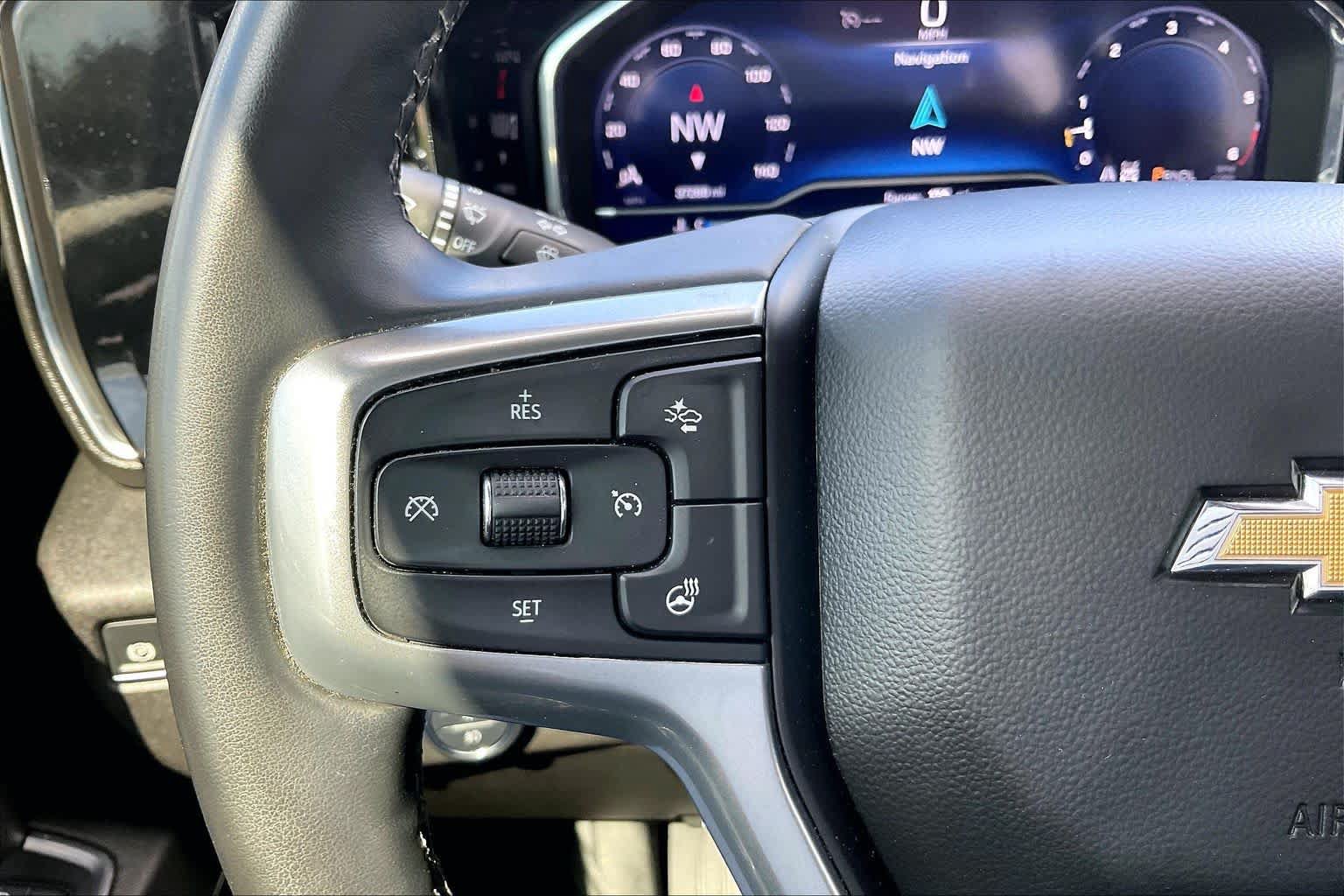 Certified 2024 Chevrolet Silverado 2500 LT AWD/4WD image 23