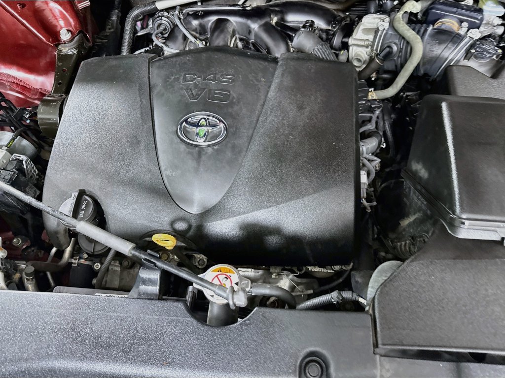 Certified 2019 Toyota Highlander Limited AWD/4WD image 39