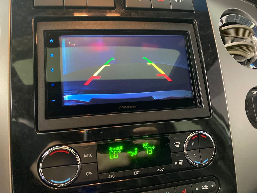 Used 2013 Ford Expedition Limited image 24