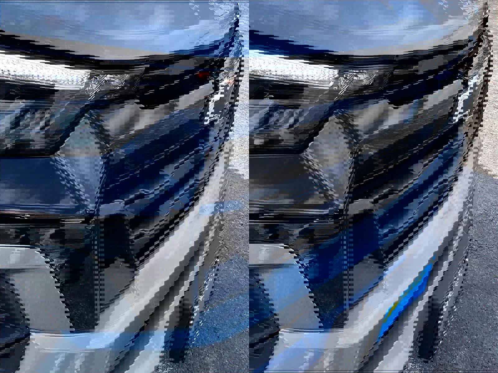 Used 2024 Chevrolet Colorado Z71 image 33