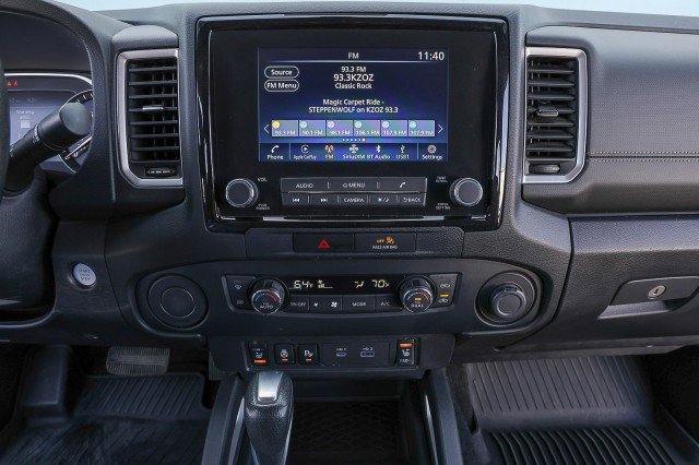 Used 2022 Nissan Frontier SV image 15