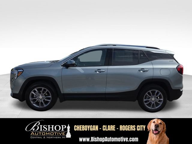 Used 2024 GMC Terrain SLT AWD/4WD image 10
